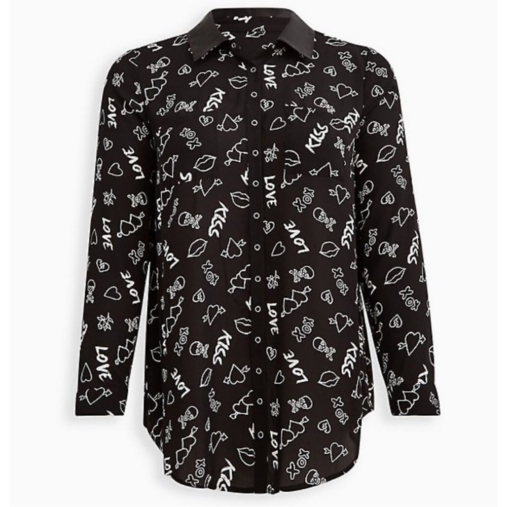NWT Torrid Betsey Johnson Tunic Blouse Skull Hearts Black Long Sleeve Plus 30 - Picture 3 of 9